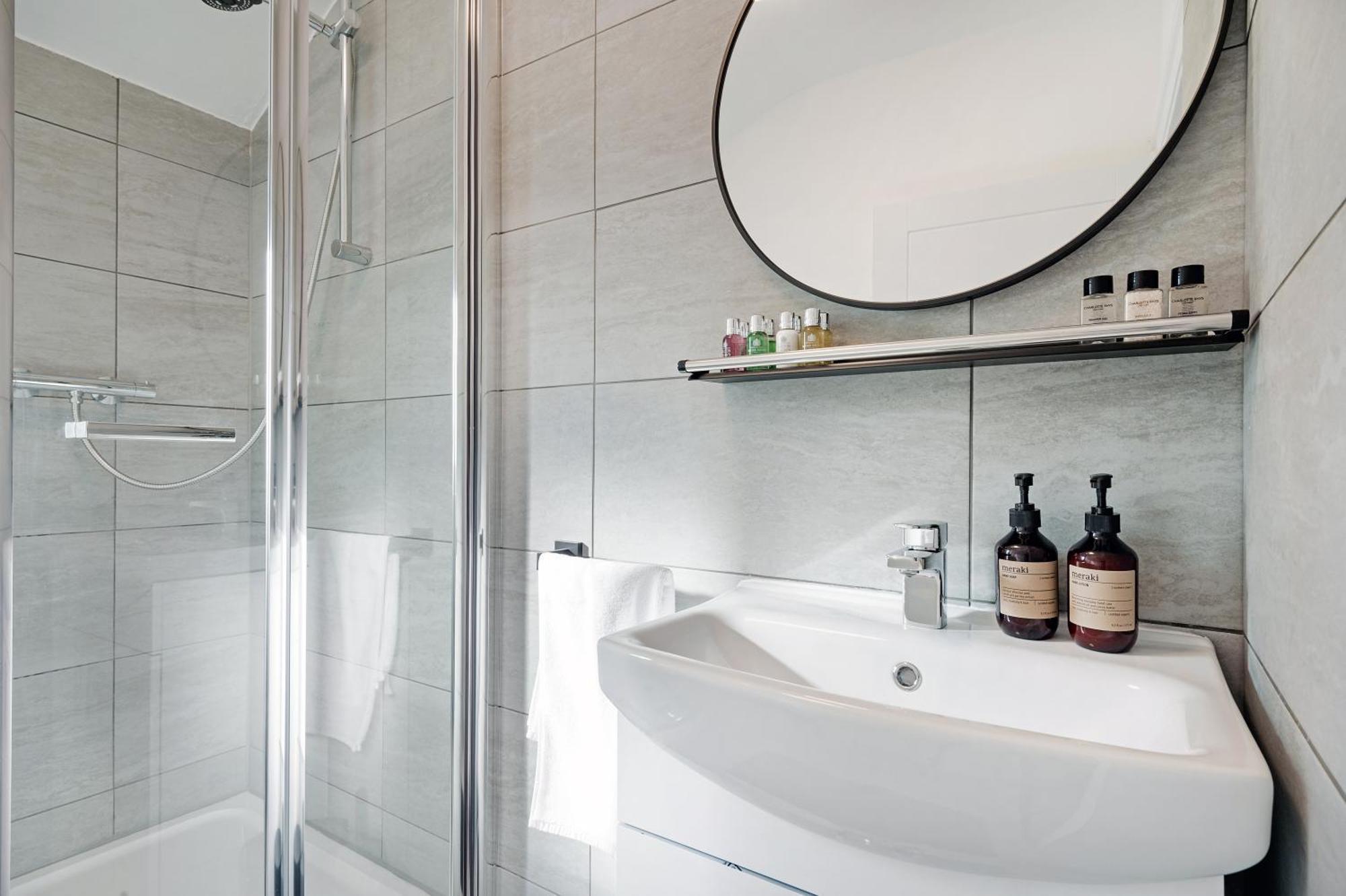 London Paddington Station Apartments Екстериор снимка